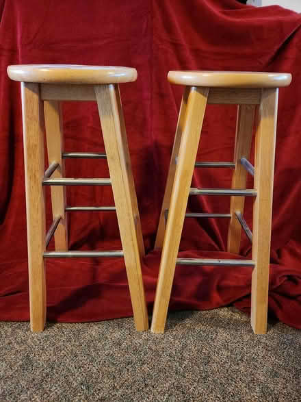 Photo of free Bar stools (Juanita Kirkland) #1
