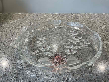 Photo of free Large Glass Cake/Dessert Platter (Surbiton KT6) #1