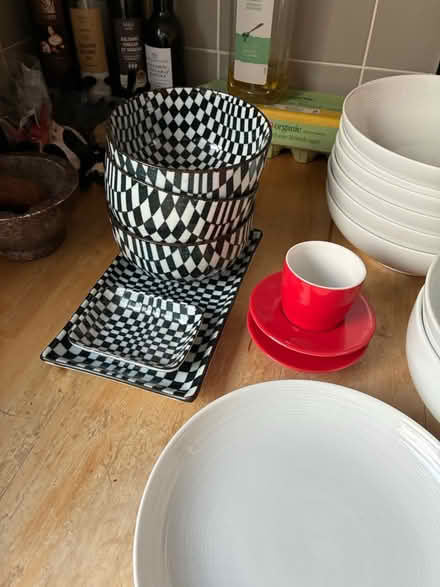 Photo of free Kitchen crockery (Homerton E5) #4