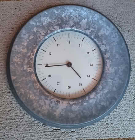 Photo of free Wall clock (Uckfield, Ringles Cross TN22) #1