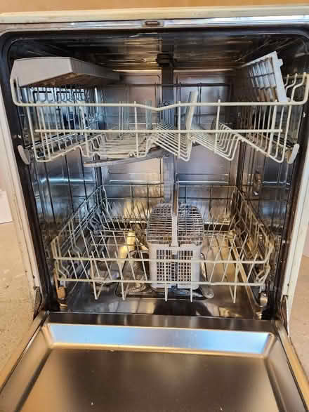 Photo of free Neff Integrated Dishwasher - Excellent Condition (Wood Lanes SK10) #1