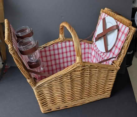 Photo of free Picnic basket w/glasses & plates (Santa Clara near Great America) #1