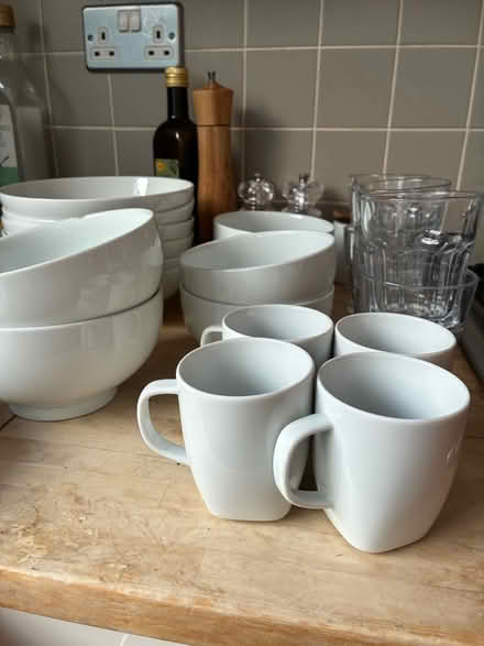 Photo of free Kitchen crockery (Homerton E5) #2
