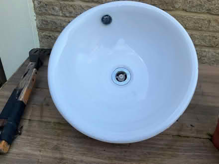 Photo of free Wash hand basin bowl shaped (Lamborough Hill OX13) #2