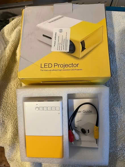 Photo of free LED Projector (Clapham SW4) #1