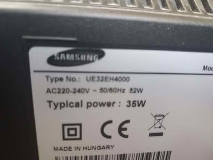 Photo of free Samsung 32" LED TV (Heaton Park M25) #2