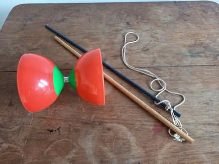 Photo of free Diabolo Juggling Toy (Leith Links EH6) #1