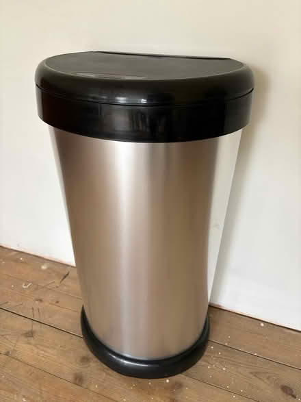 Photo of free Tontarelli 42L Silver Kitchen Bin (RG31 6RL) #1