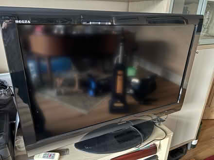 Photo of free 39” Toshiba tv (Purley CR8) #1