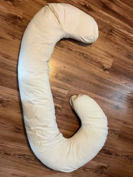 Photo of free Snoogle Pregnancy Pillow (St. Thomas) #1