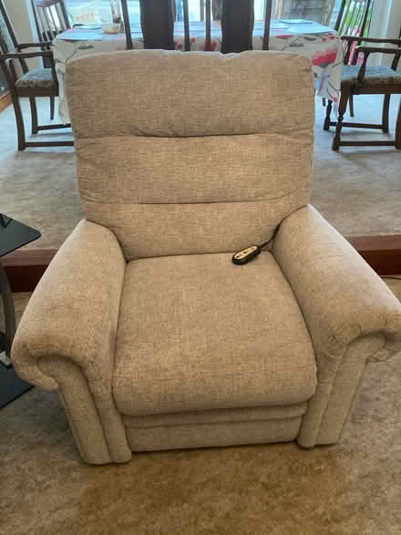 Photo of free rise and recliner chair (Orpington BR6) #1