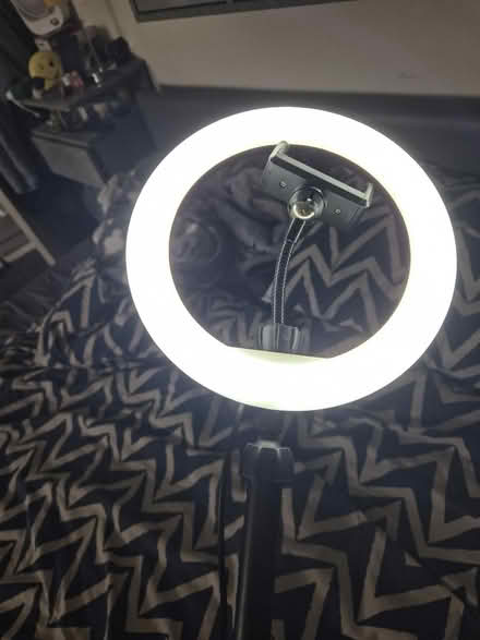 Photo of free Ring light (Medway/kent) #1