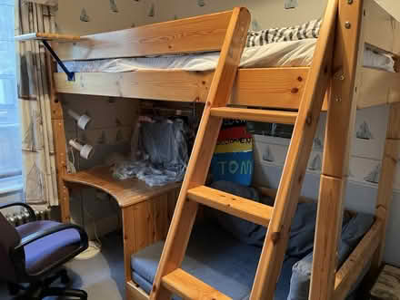 Photo of free High-sleeper (loose/tovil) #1