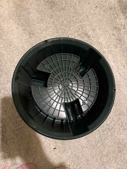 Photo of free Christmas Tree Stand (Oxford OX1) #3