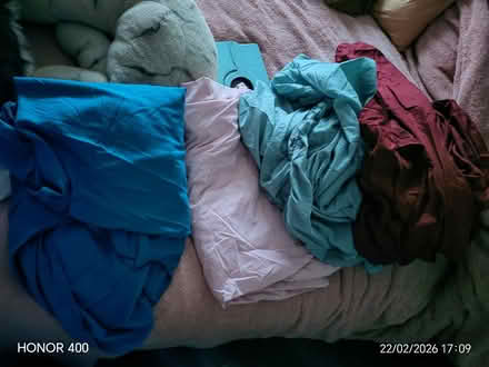 Photo of free King size fitted sheets (Collier row RM5) #1