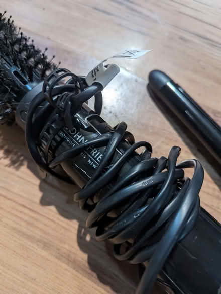 Photo of free Hair tongs, brush and straighteners (Caversham RG4) #2