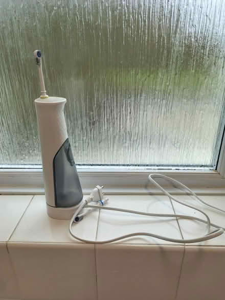 Photo of free Braun Water flosser (dental) (Halstead) #1