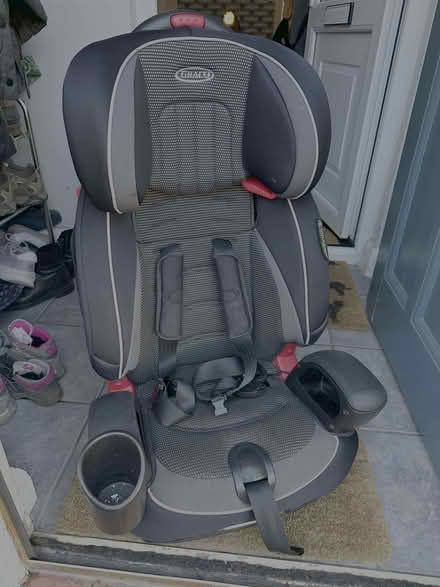 Photo of free Graco child's car seat (Heaton Moor SK4) #1