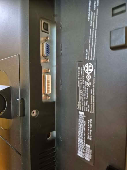 Photo of free 24" Computer Monitor (Freckleton PR4) #3