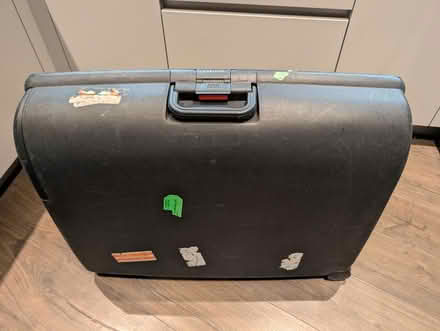 Photo of free Carlton hard-shell suitcase (Manor House N4) #3