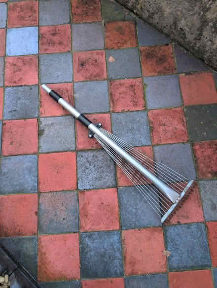 Photo of free Collapsible leaf rake (Bear Flat, Bath BA24) #1