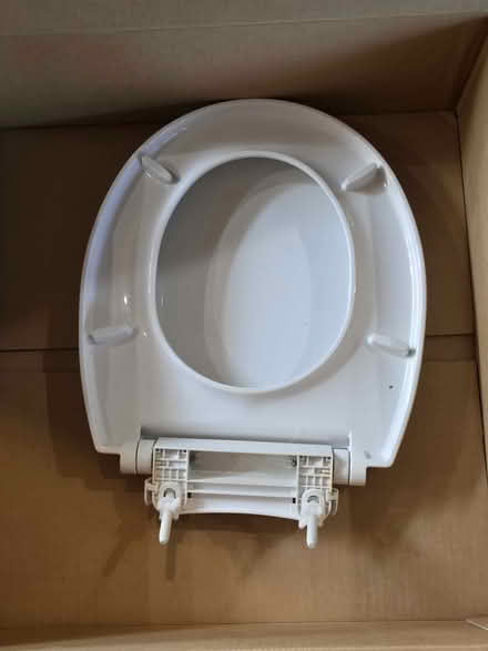 Photo of free Round Toto toilet seat (Mount Vernon WA) #1