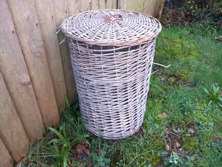 Photo of free Wicker basket with lid (Cashes Green GL5) #1