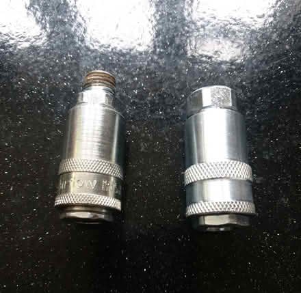 Photo of free 2x 1/4 air line hose connectors (Harefield UB9) #1