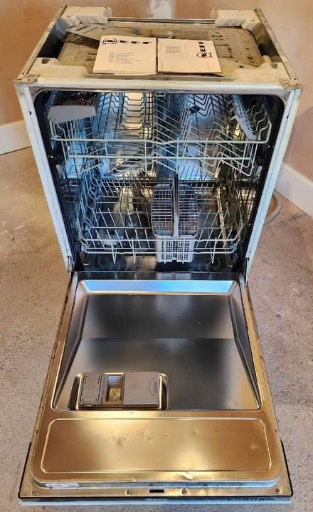 Photo of free Neff Integrated Dishwasher - Excellent Condition (Wood Lanes SK10) #4