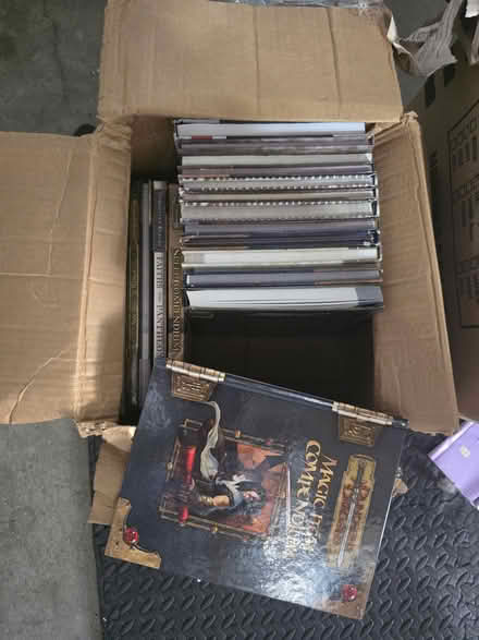 Photo of free Dungeons & Dragons books (Los Altos, CA) #1