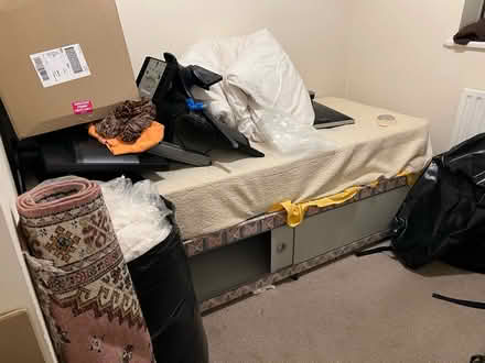 Photo of free Single divan bed with mattress (Finchampstead, RG40) #1