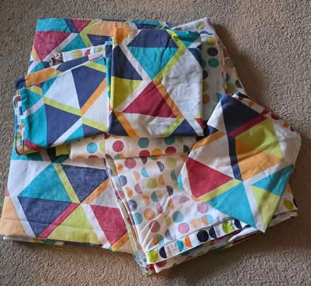 Photo of free Single bed linen (Hallgarth LA9) #3