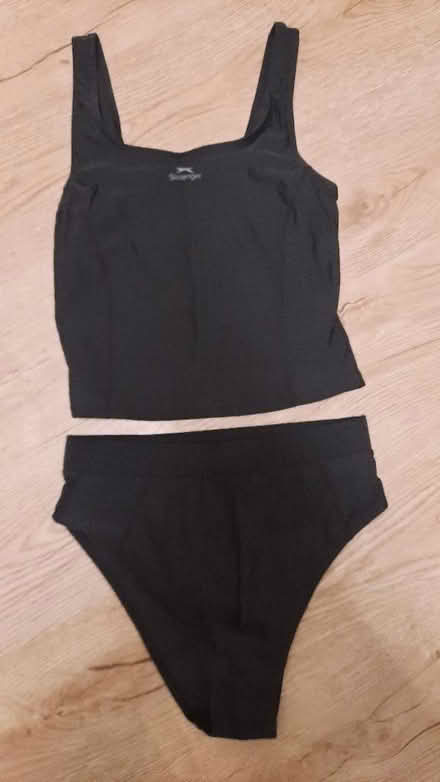 Photo of free 2 piece swim suit size 10 (Ashford TW15) #1
