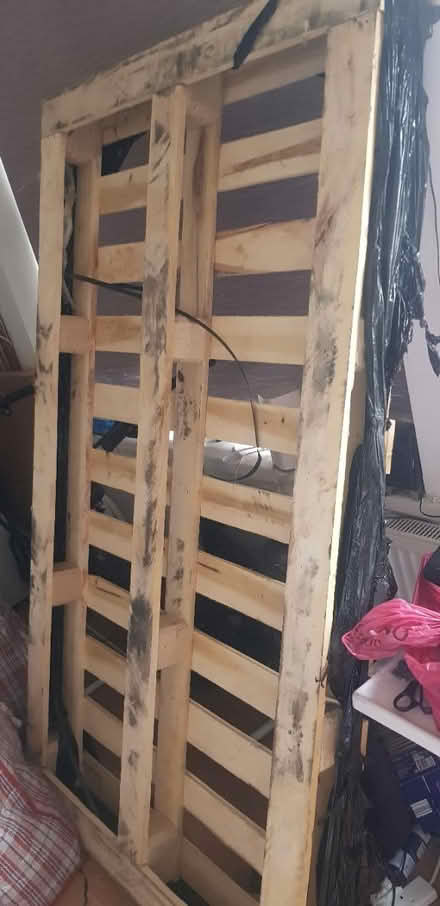 Photo of free Very good condition wooden plate (IG6) #2