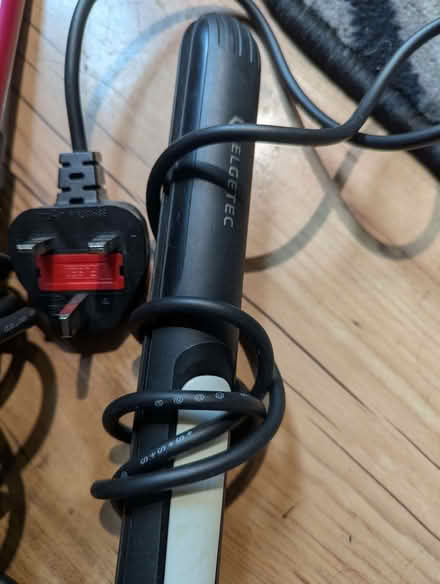 Photo of free Hair tongs, brush and straighteners (Caversham RG4) #1