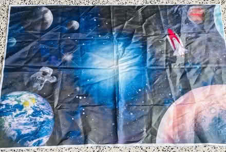 Photo of free Astronaut in space backdrop (Regent square) #1