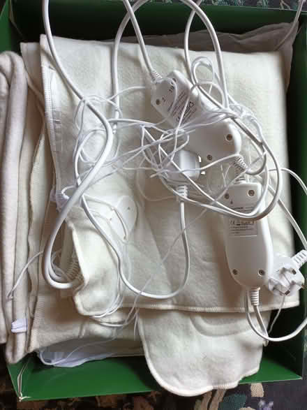 Photo of free Double electric blanket (Walnut Tree MK7) #1