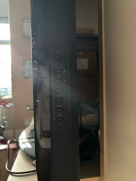 Photo of free 39” Toshiba tv (Purley CR8) #2