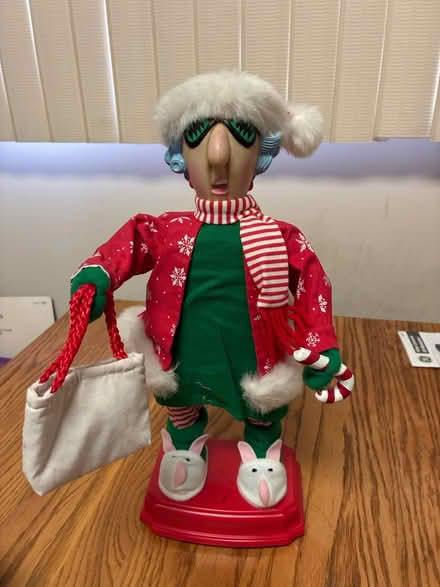 Photo of free Hallmark Animated Figurine (Los Altos) #1