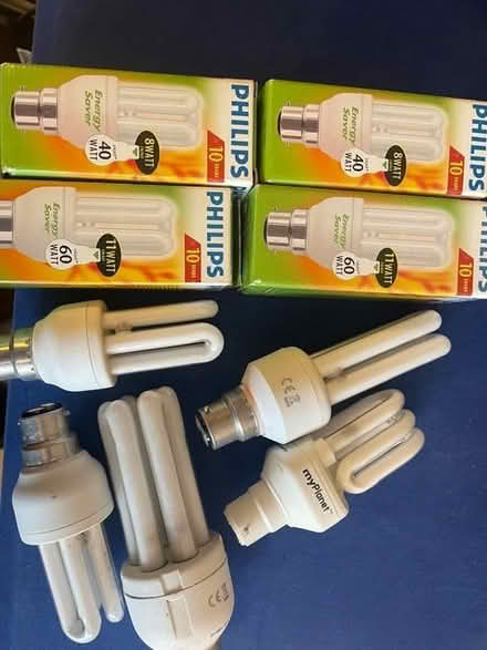 Photo of free Low-energy Lightbulbs (Temple Street OX4) #1