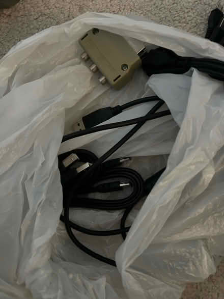 Photo of free Wires / connectors (Battersea SW11) #3