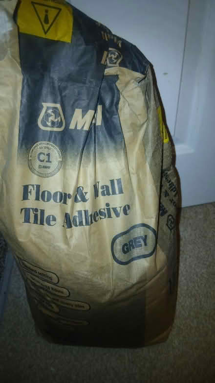Photo of free Floor tiles powder adhesive (Kennington OX1) #1