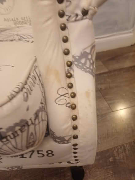 Photo of free Lovely 2 armchairs (Hemel Hempstead HP1) #3