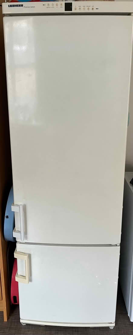 Photo of free Fridge (Harrogate HG2) #1