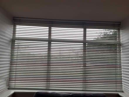 Photo of free Venetian blind (High Heaton) #1