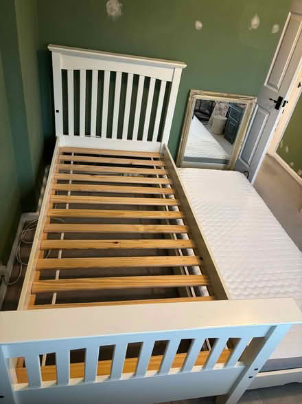 Photo of free wooden single bed with trundle (AL7 Welwyn garden city) #2