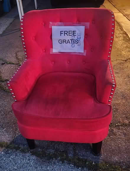 Photo of free Chair (Redwood city) #1