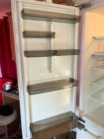Photo of free Neff integrated fridge/freezer (aylesbury HP19) #4