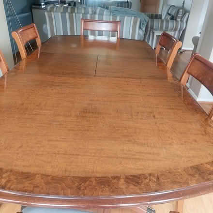 Photo of free Dining table and 6 chairs (BR6) #2