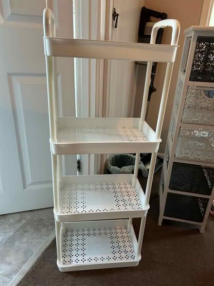 Photo of free White plastic shelves/trays Kingsteignton (Kingsteignton TQ12) #1